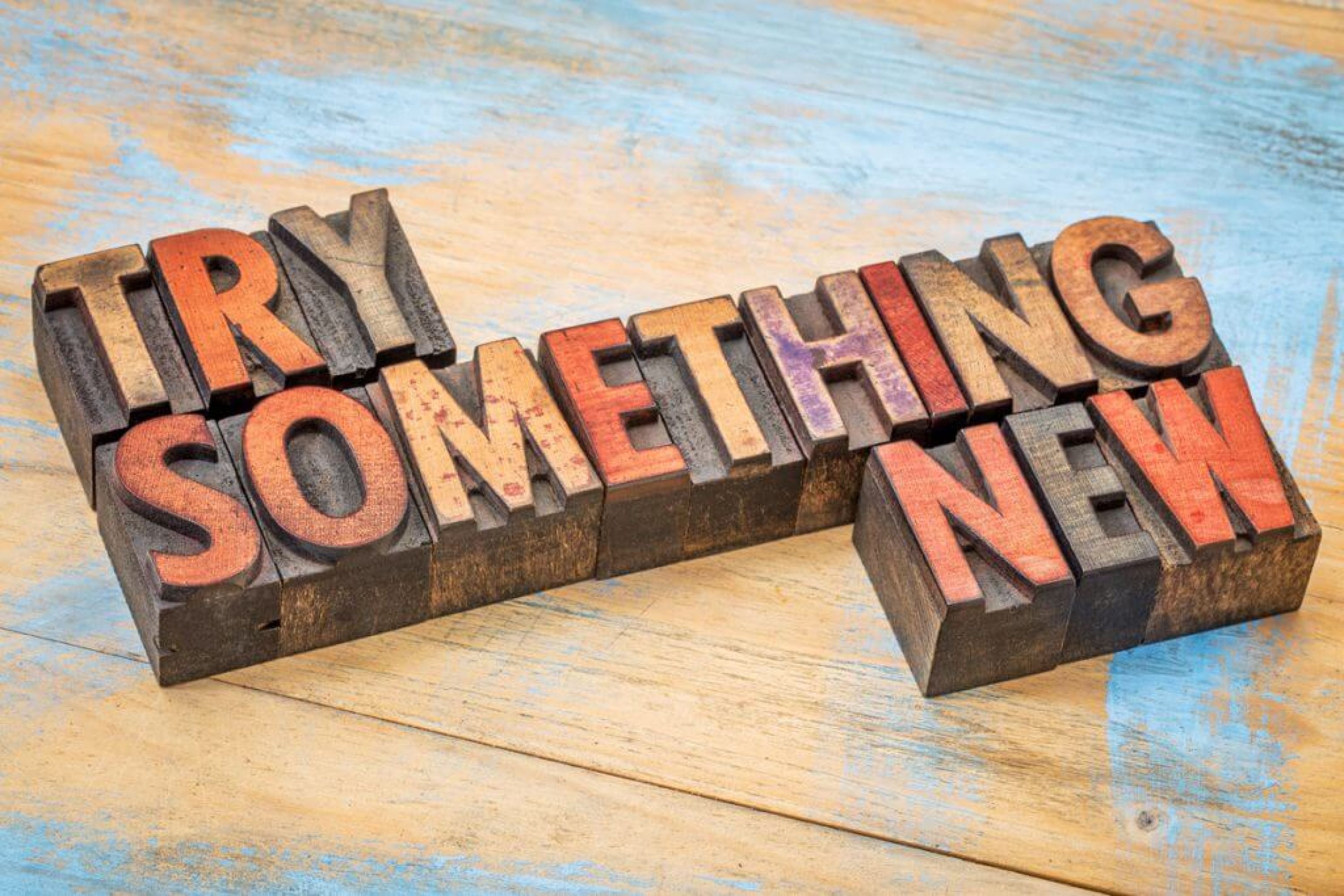 Schrift: Try something new. Was treibt agile Organisationen an?